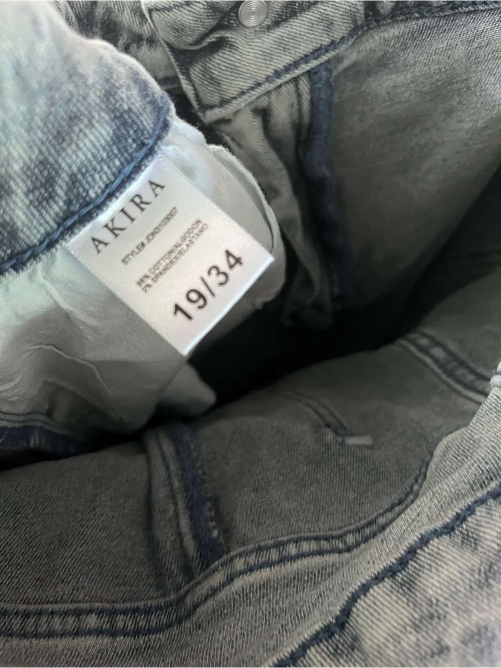 Akira Light Wash Stacked Ruched Buckle Strap Jeans Plus Size 19/34 - Picture 5 of 10